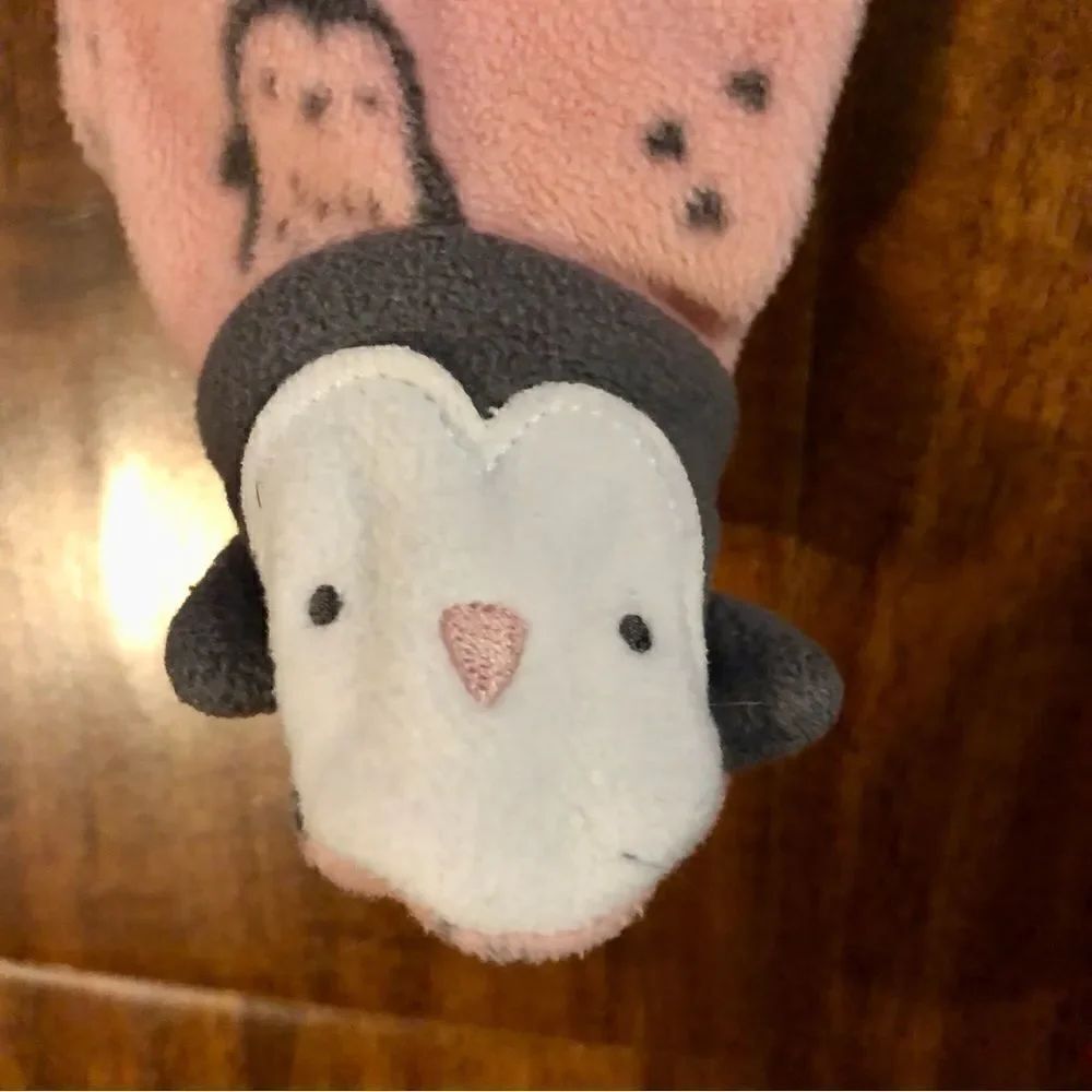 Simple Joy By Carter’s Bundle of Two Footies for Preemies - Picture 4 of 16